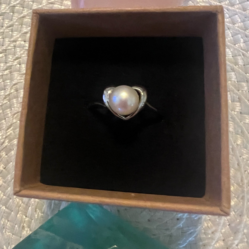Genuine Cultured Tggc Pearl .925 Silver Heart Ring